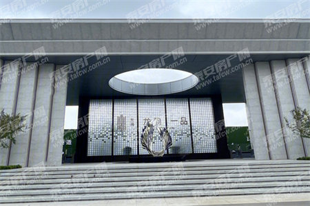 西郊花园！85平套二改套三！带附房！全明户型